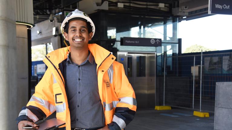  A VU engineering student working on a job site.