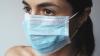  Woman wearing a surgical maks